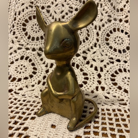 Vintage Brass Upright Mouse - Picture 2 of 13